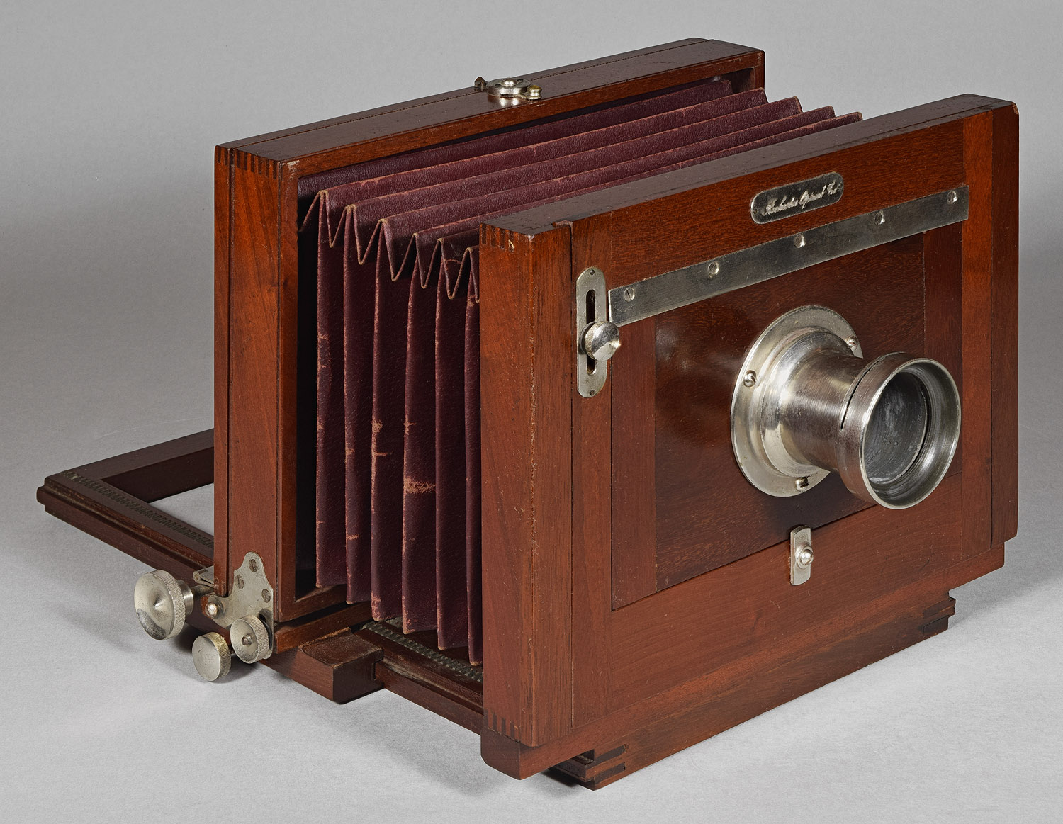 1115.Rochester.Optical.Co.-New Model Improved.Var.1-5x8-a-camera.only-1500.jpg