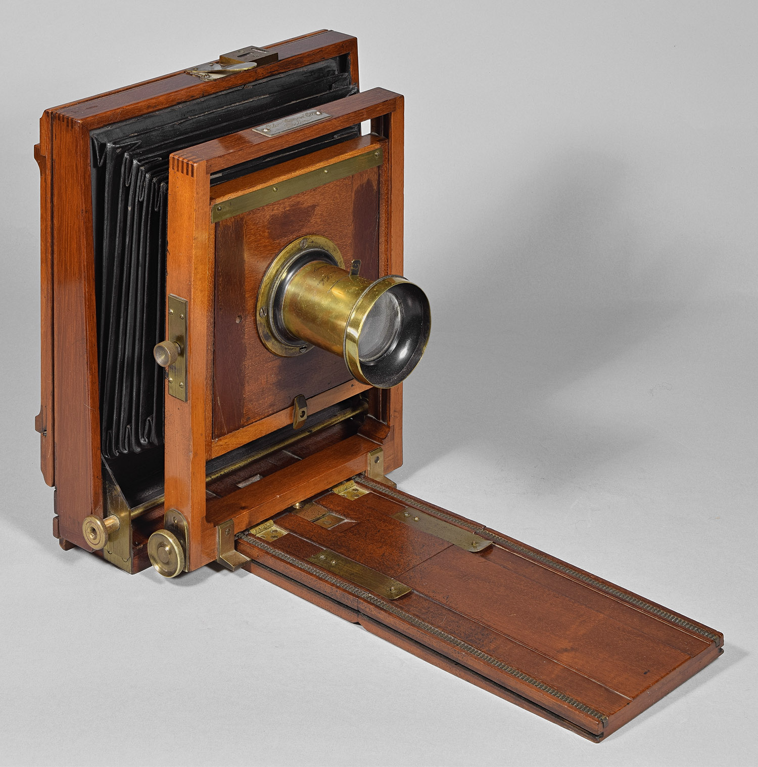 1183.Blair.Camera.Co.-Cincinnati.RB.Imp.Var.2-6x8-a.front.standard.closed-1500.jpg