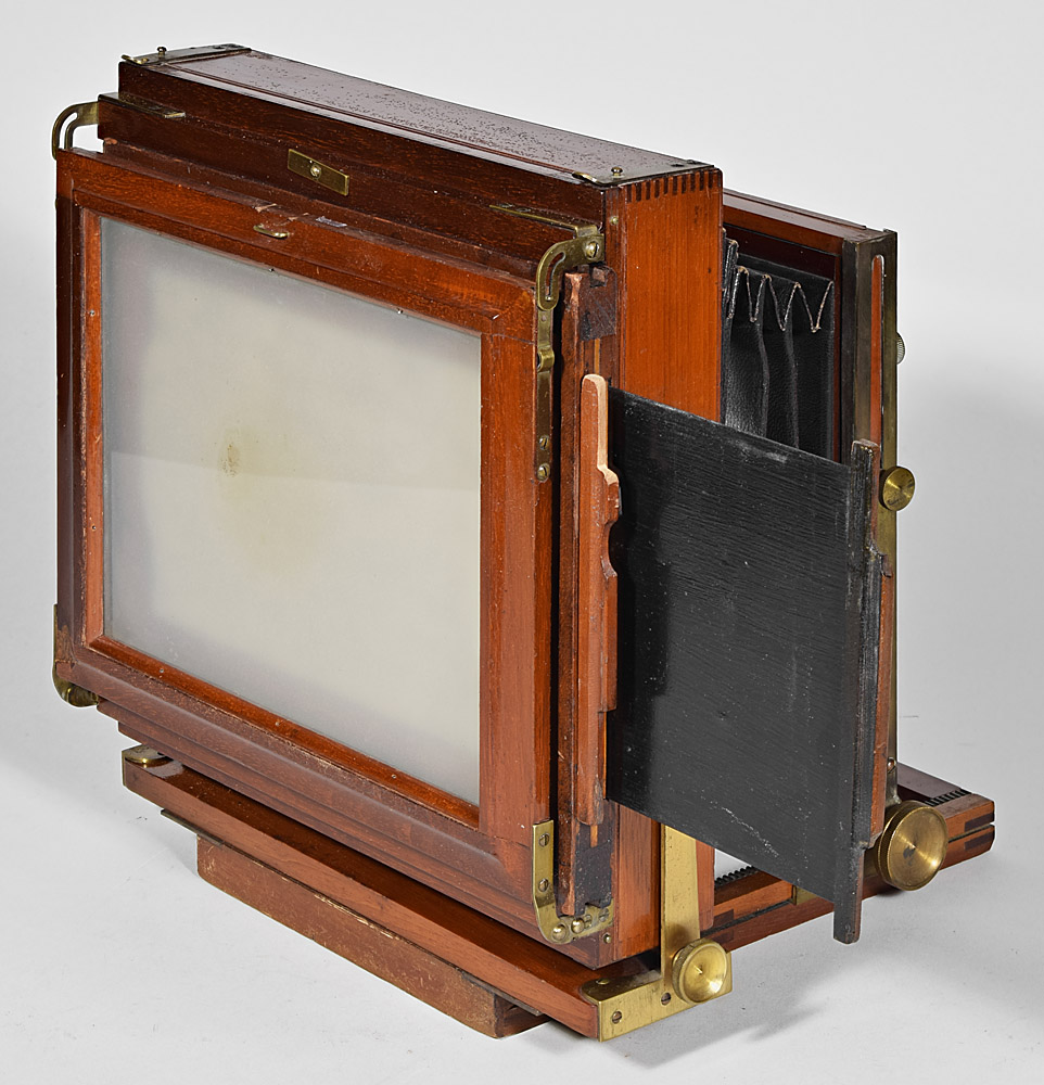 1275.the.eastman.co.-interchangeable.camera.var.2-6x8-f-plate.holder.in.dark.slide.half.out-1000v.jpg