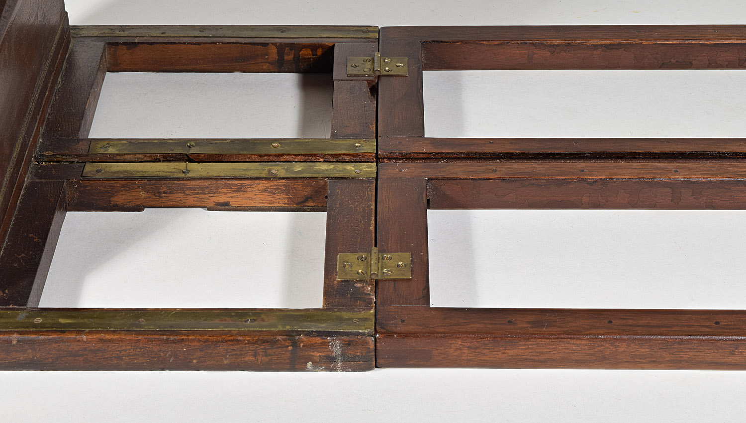 1425.semmendinger.excelsior.var.1-14x14-frame.2nd.dye.stain.and.finish.2-1500.jpg