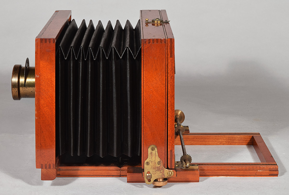 rochesteropticalnewmodelimproved5x8d245.jpg (25089 bytes)
