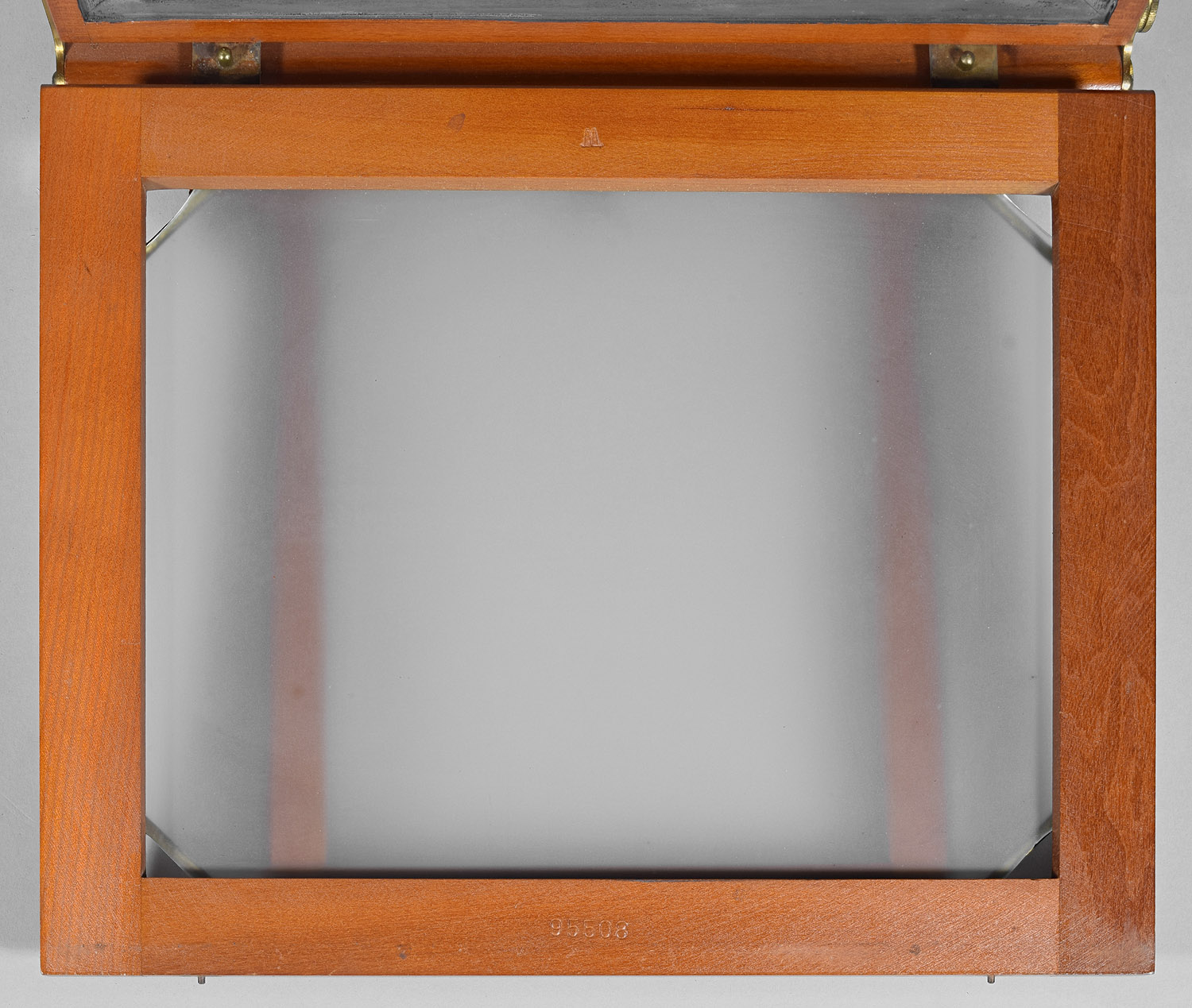 453.rochester.optical.co-new.model.var.4-8x10-inside.of.ground.glass.frame-1500.jpg