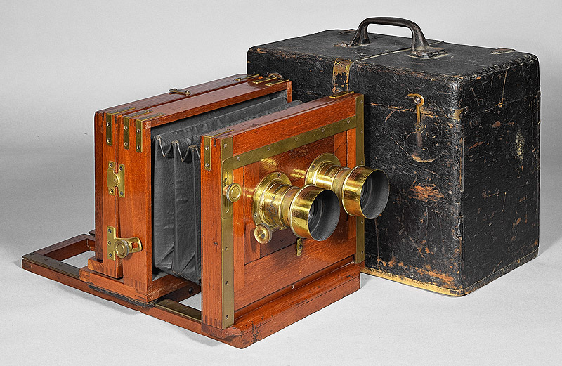 718.samuel.peck-stereo5x8a-w.case-800h.jpg