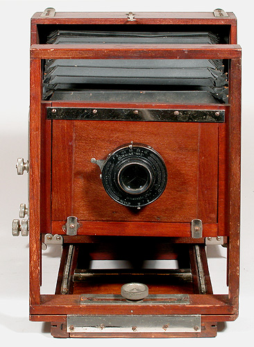 senecacompetitor5x7c202.jpg (31047 bytes)
