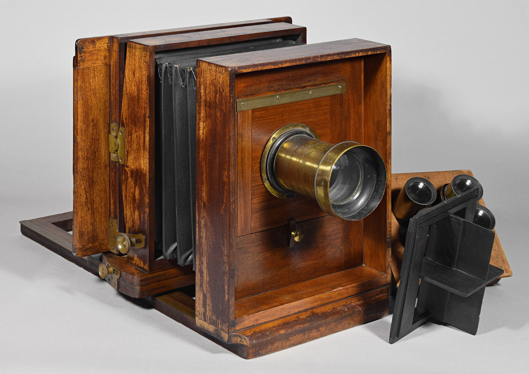1240-American.Optical.Imperial.Cabinet.Camera-10x10-a2-with.cdv.lens.board&septum.inser-2000.jpg